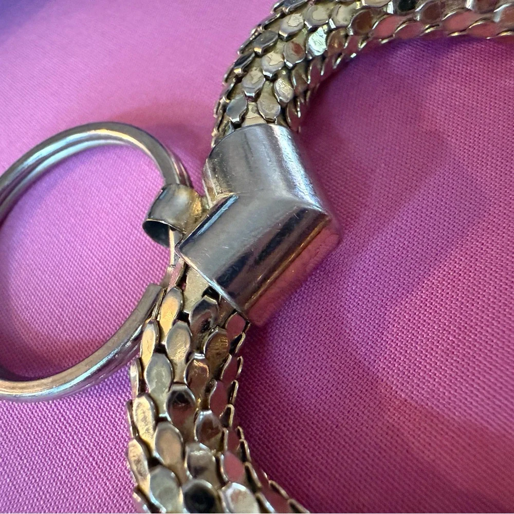 Vintage Whiting & Davis Gold Tone Mesh Heart Keychain Key‎ Ring Fob